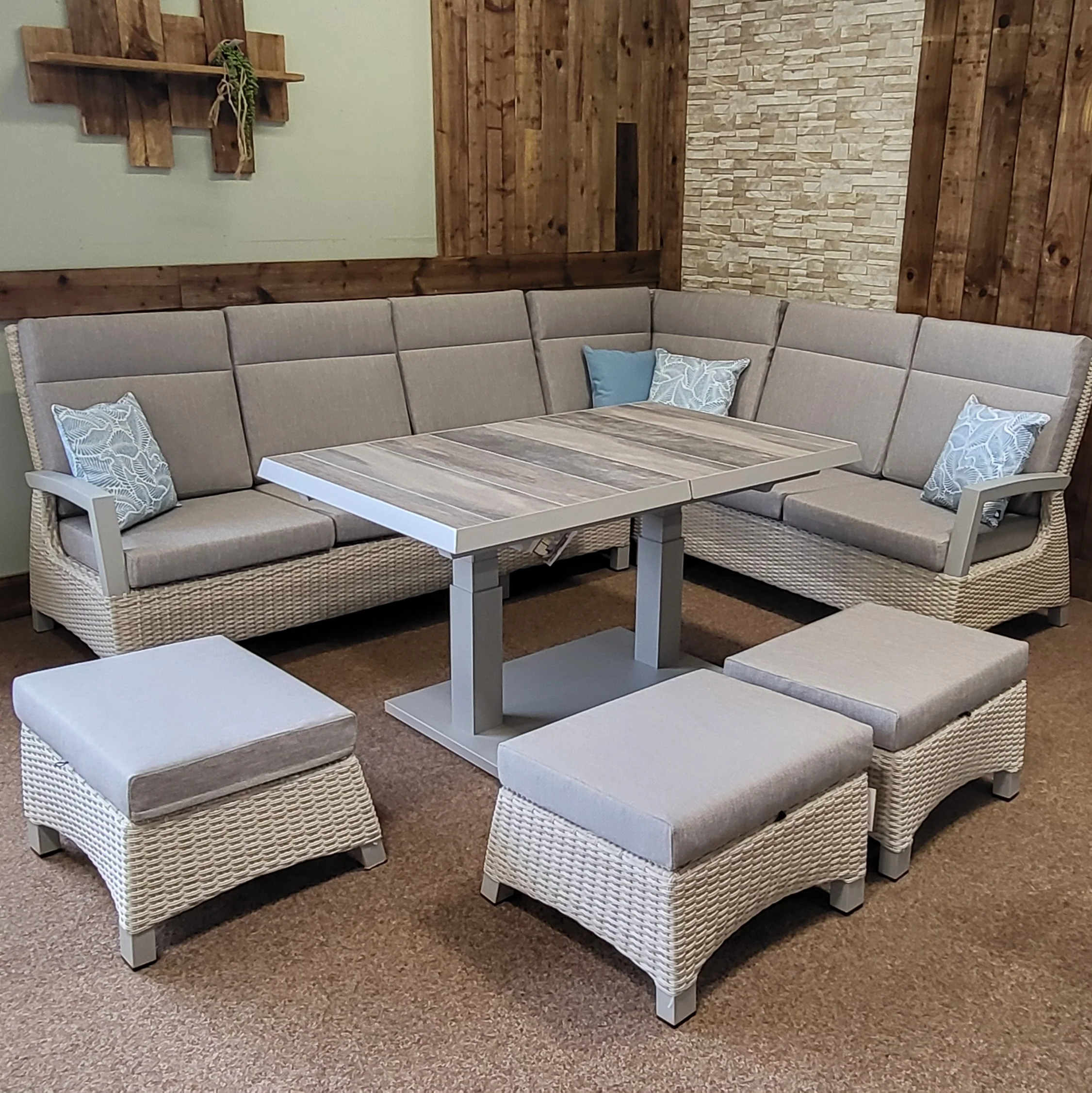 Outdoor Modular Corner with Adjustable Table in Ecru - Kendal By Vila - NTC Homes, Inc.