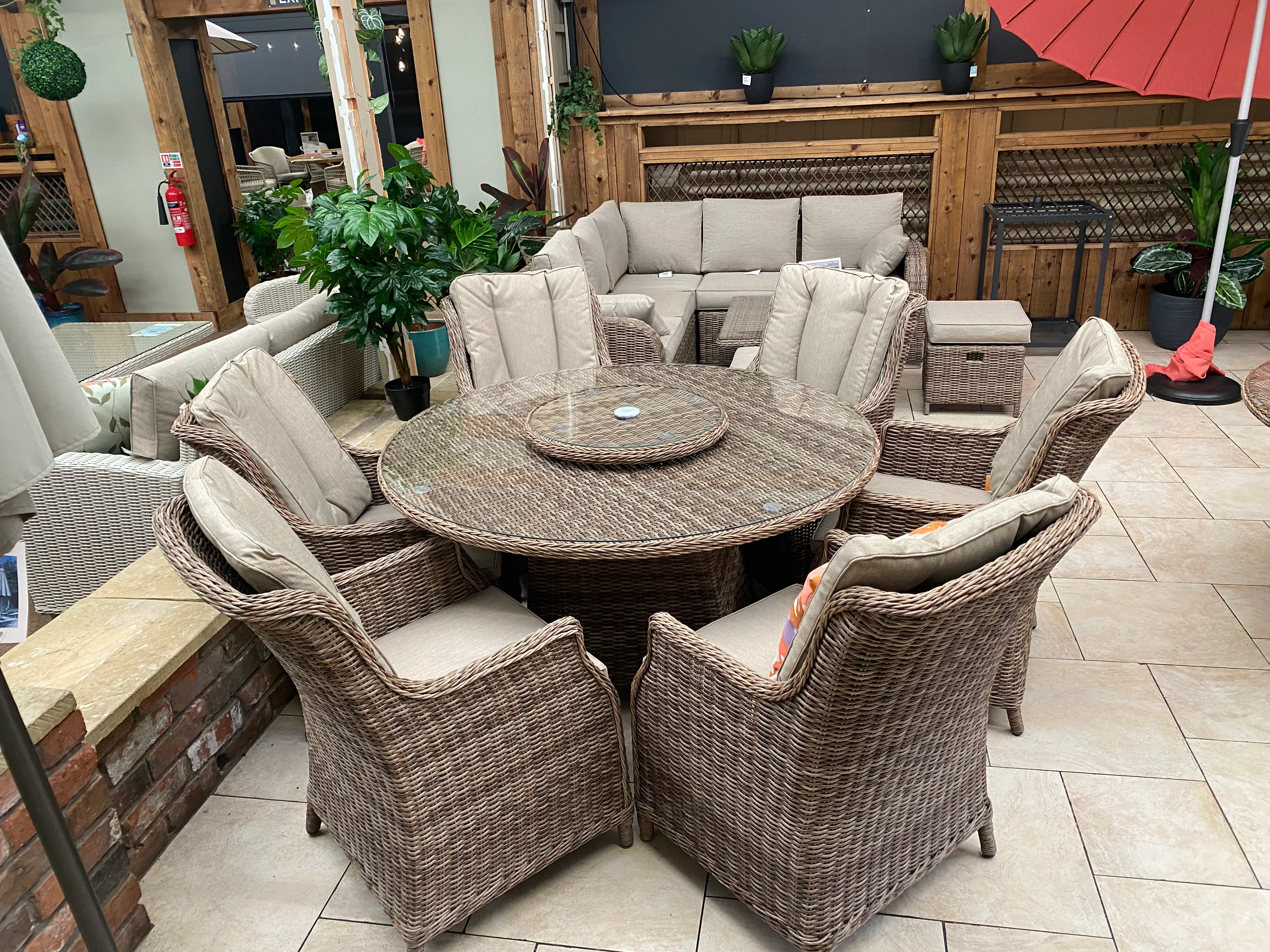 Outdoor 6 Seat Dining Set - Haven Cotswold By Harbo - NTC Homes, Inc.