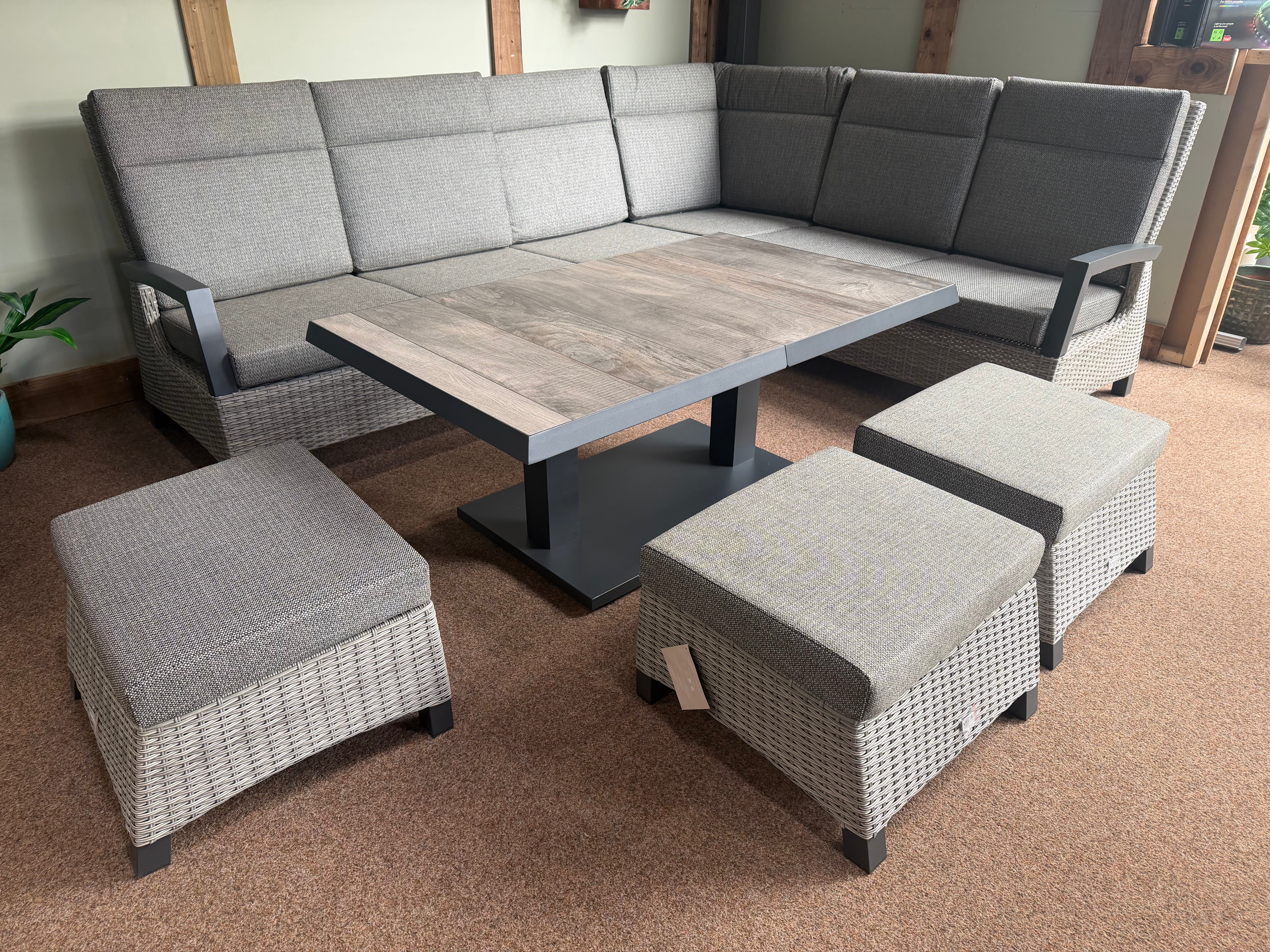 Outdoor Modular Corner with Extending & Height Adjustable Table in Grey | Kendal By Vila - NTC Homes, Inc.