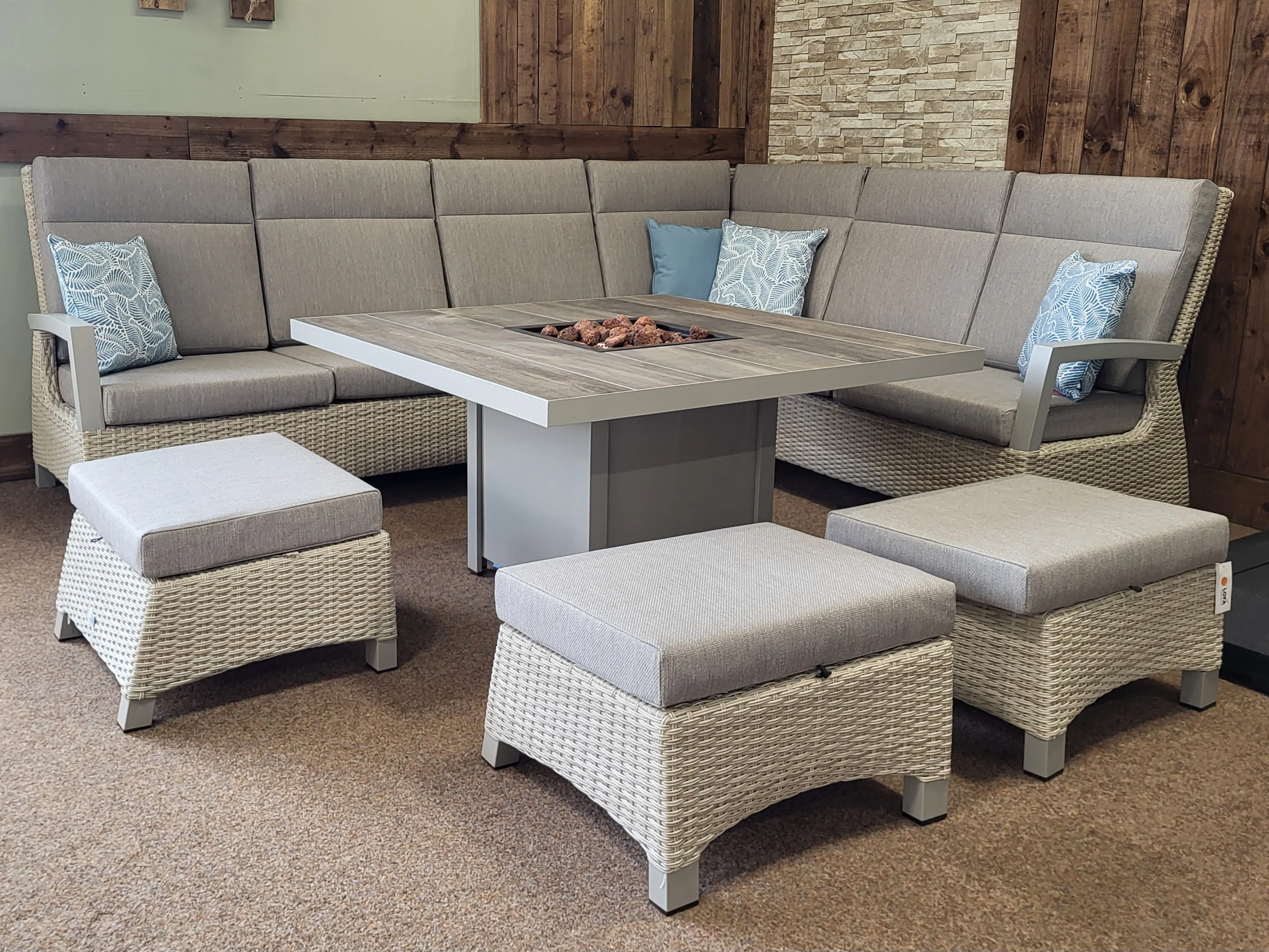 Kendal Modular Corner with Square Firepit in Natural | Vila - NTC Homes, Inc.