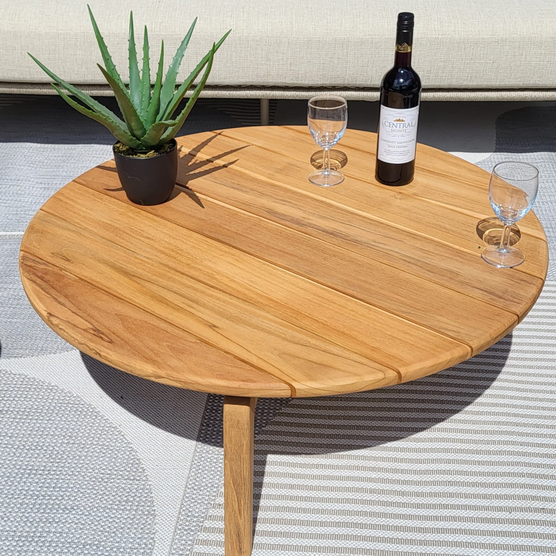 Puccini / Zucca Outdoor Teak Lounge Table by 4 Seasons Outdoor - NTC Homes, Inc.