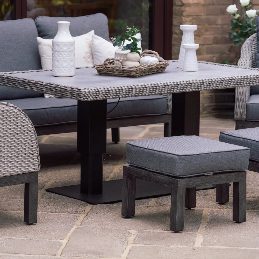 Coniston Corner Lounge Set in Grey | Vila - NTC Homes, Inc.