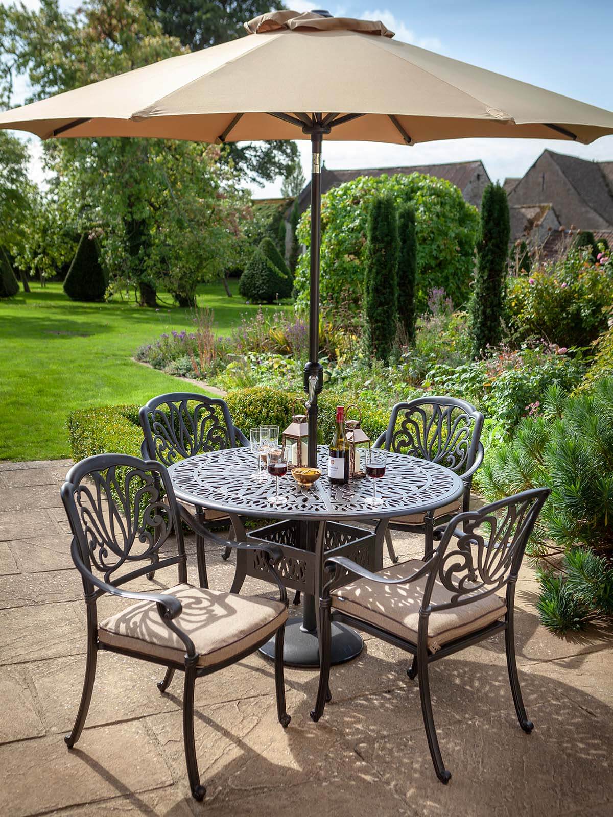 Outdoor Dining 4 Seat in Cast Aluminium - Amalfi By Hartman - NTC Homes, Inc.