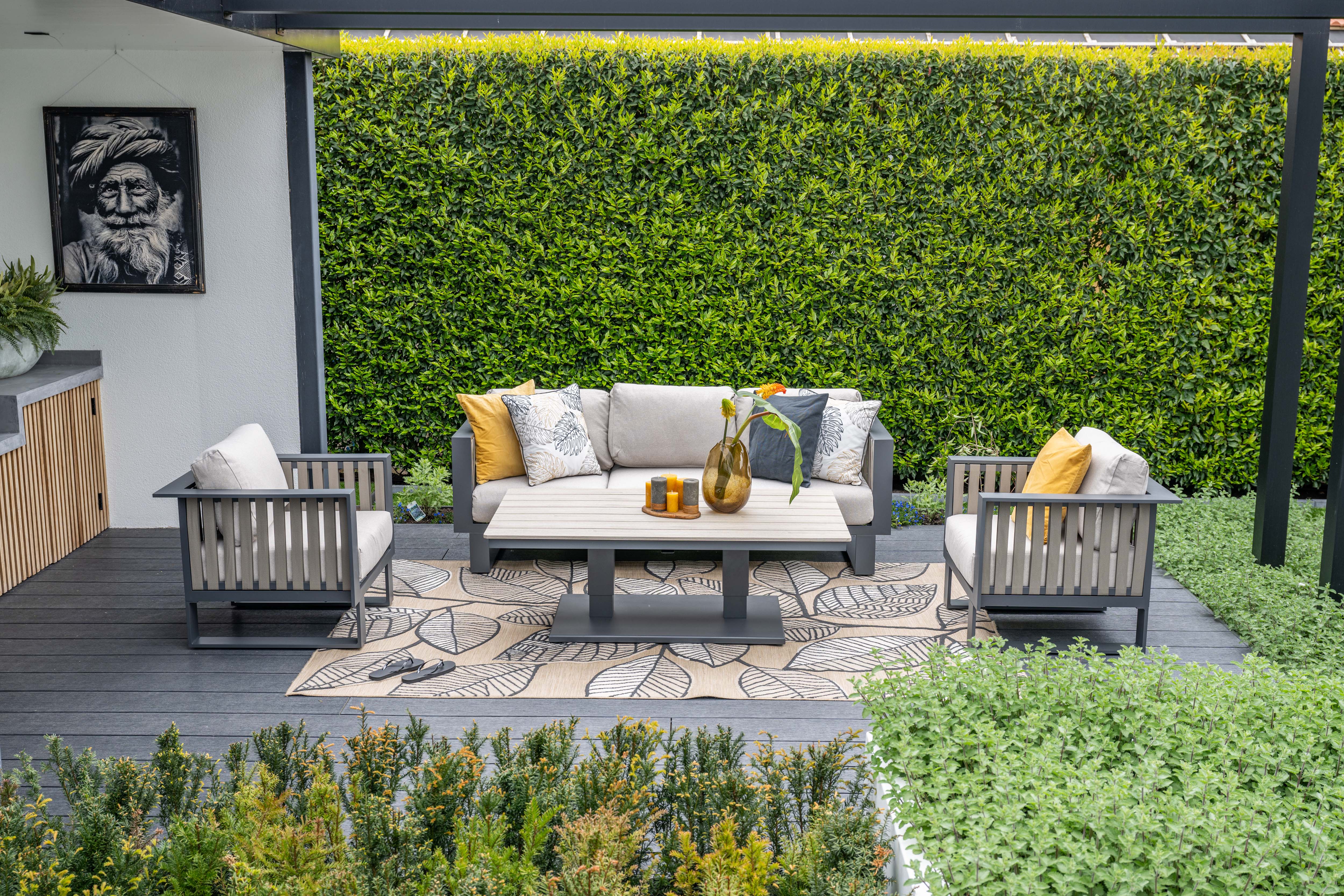 Bologna Outdoor Lounge Set with Height Adjustable Table | Garden Impressions - NTC Homes, Inc.
